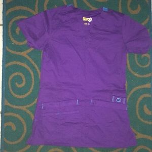 Wonderflex scrub top